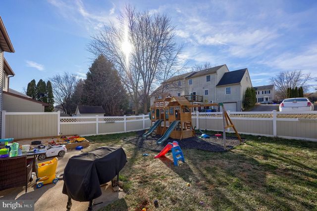 169 JONATHAN WAY N, Red Lion, PA 17356