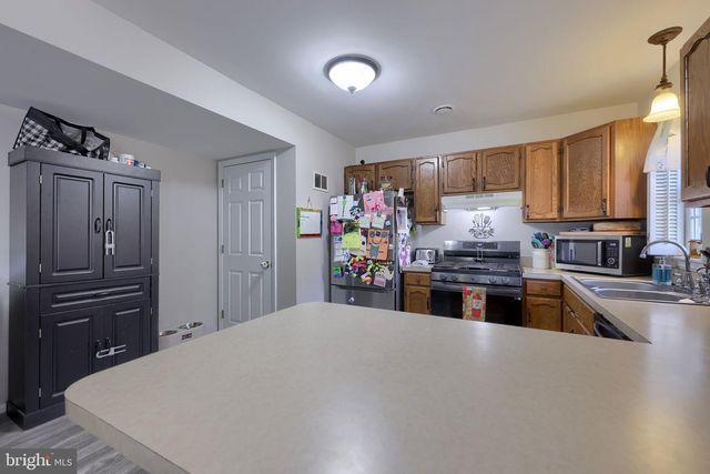 169 JONATHAN WAY N, Red Lion, PA 17356