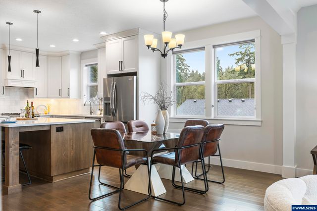 1643 York Butte Av SE, Salem, OR 97306