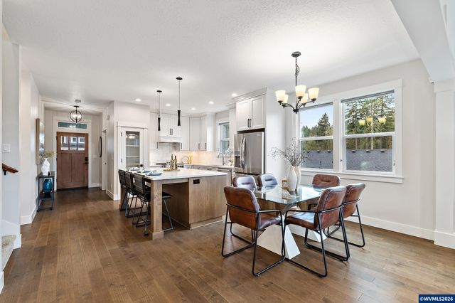 1643 York Butte Av SE, Salem, OR 97306