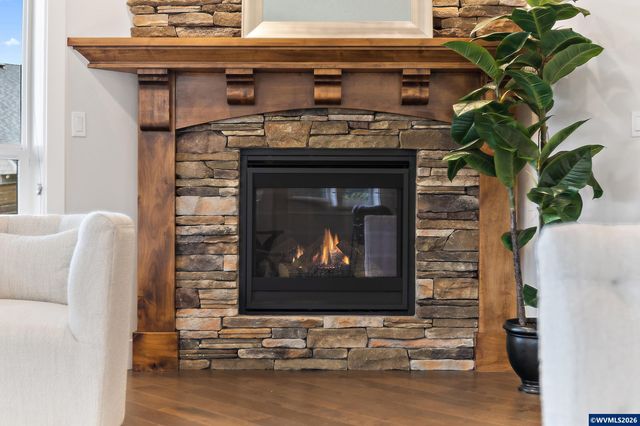 1643 York Butte Av SE, Salem, OR 97306