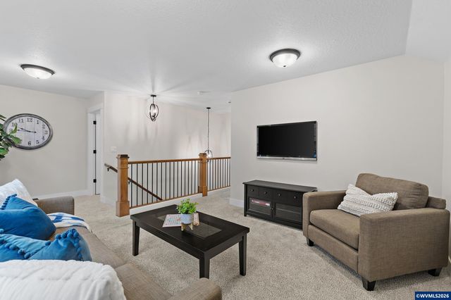 1643 York Butte Av SE, Salem, OR 97306