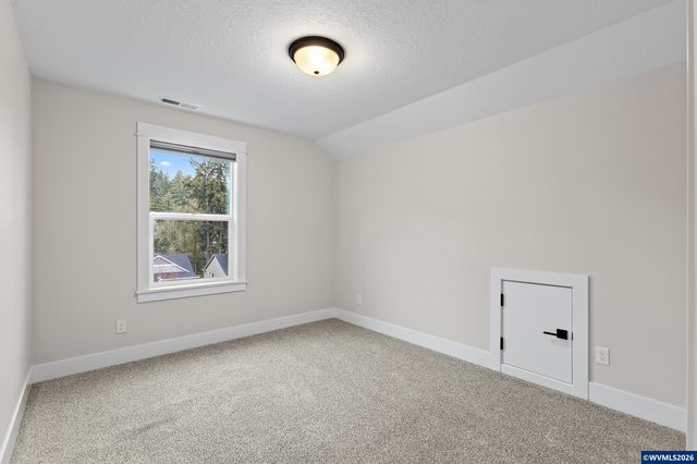 1643 York Butte Av SE, Salem, OR 97306