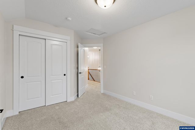 1643 York Butte Av SE, Salem, OR 97306