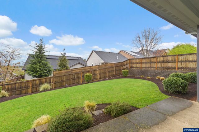 1643 York Butte Av SE, Salem, OR 97306