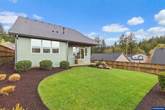 1643 York Butte Av SE, Salem, OR 97306