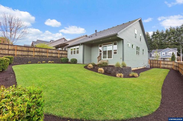 1643 York Butte Av SE, Salem, OR 97306