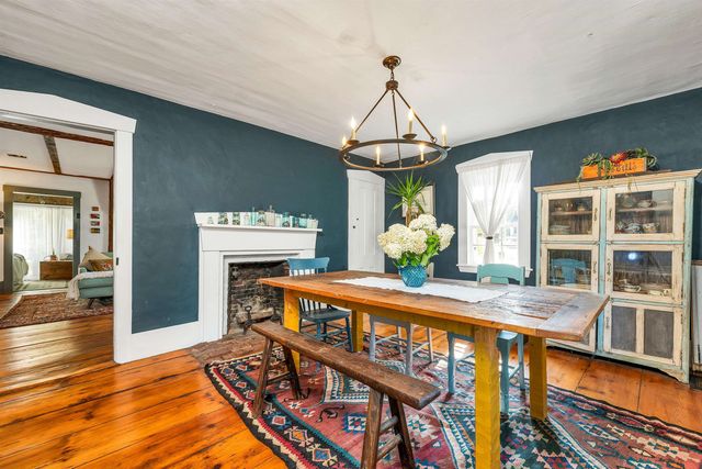 30 Belknap Mountain Road, Gilford, NH 03249