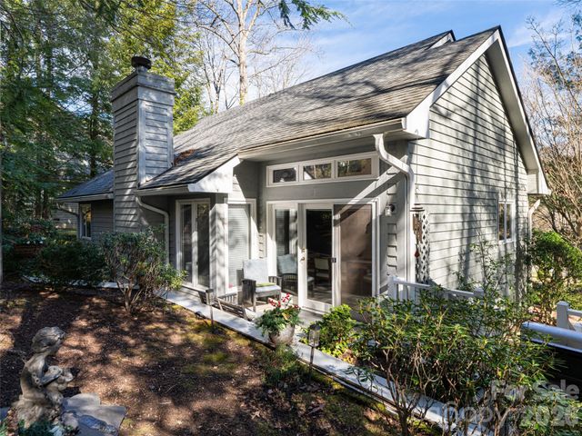 2 Bent Tree Drive, Asheville, NC 28803