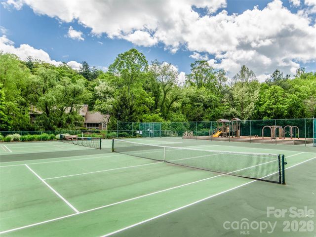 2 Bent Tree Drive, Asheville, NC 28803