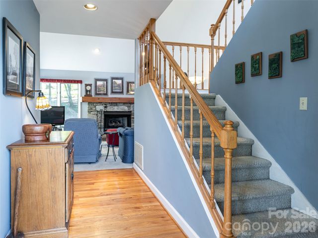 2 Bent Tree Drive, Asheville, NC 28803