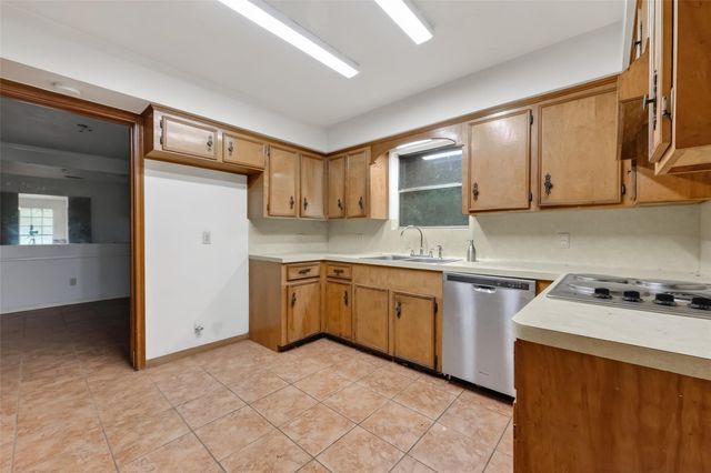 16202 Charolais Drive, Cypress, TX 77429