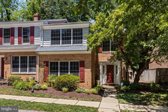 106 HUCKLEBERRY DR, La Plata, MD 20646