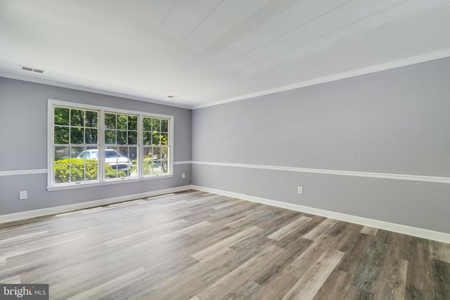 106 HUCKLEBERRY DR, La Plata, MD 20646