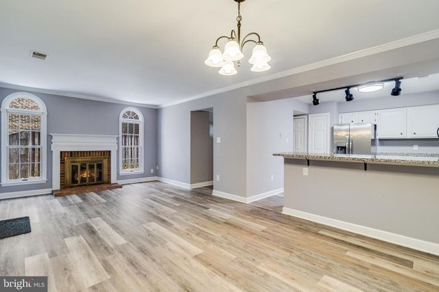 106 HUCKLEBERRY DR, La Plata, MD 20646