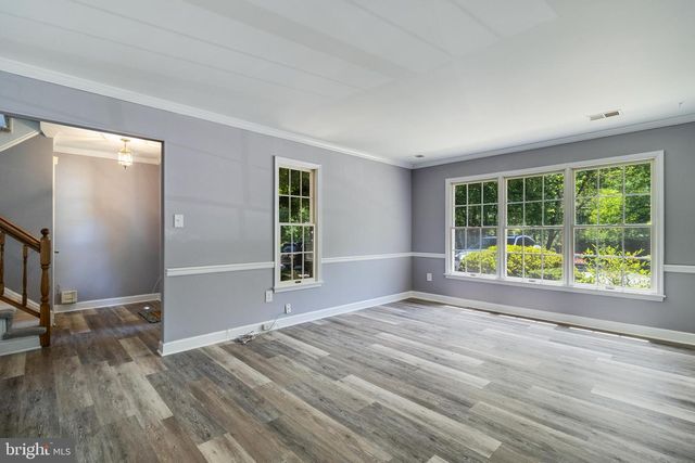 106 HUCKLEBERRY DR, La Plata, MD 20646