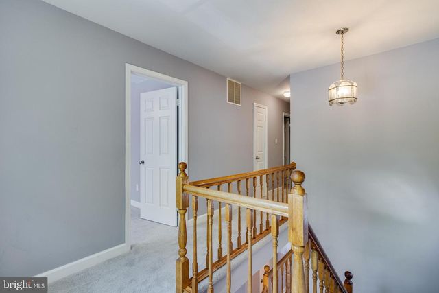 106 HUCKLEBERRY DR, La Plata, MD 20646