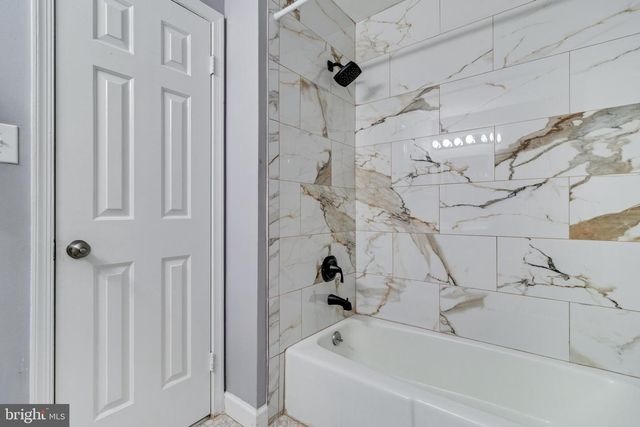 106 HUCKLEBERRY DR, La Plata, MD 20646