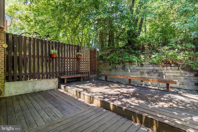 106 HUCKLEBERRY DR, La Plata, MD 20646