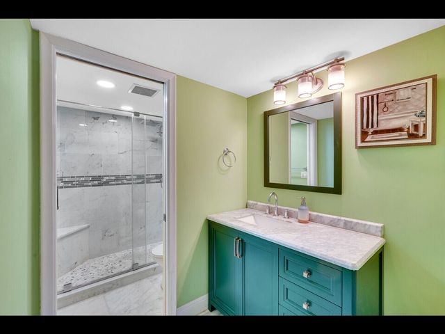 2400 Presidential Way 401, West Palm Beach, FL 33401