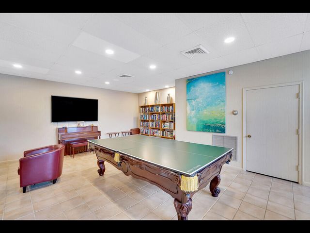 2400 Presidential Way 401, West Palm Beach, FL 33401