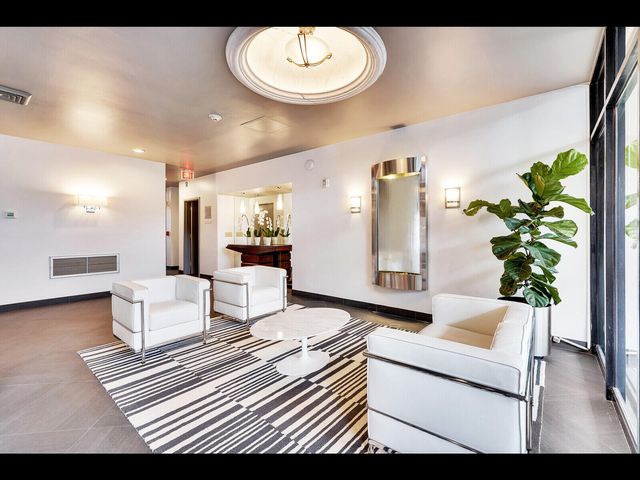 2400 Presidential Way 401, West Palm Beach, FL 33401