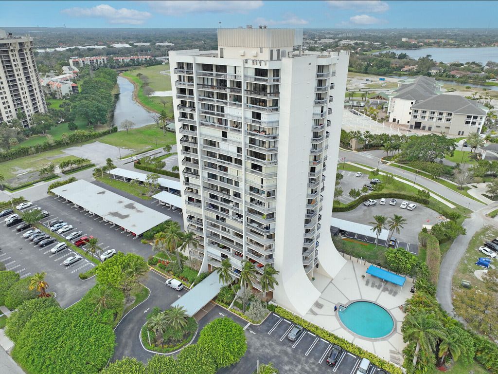 2400 Presidential Way 401, West Palm Beach, FL 33401