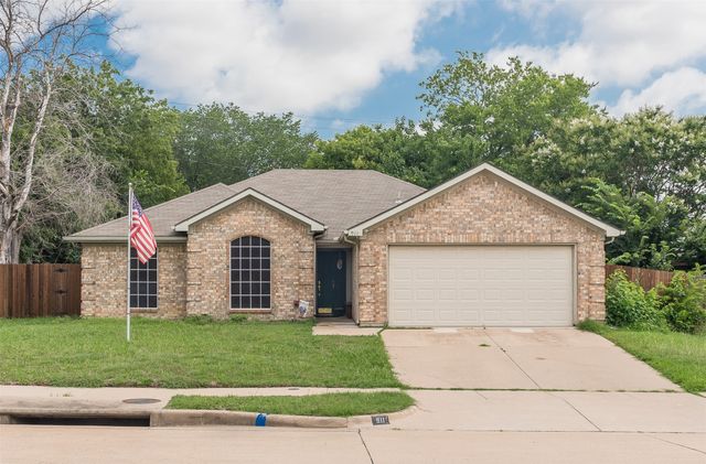 911 W Lynn Creek Drive, Arlington, TX 76001