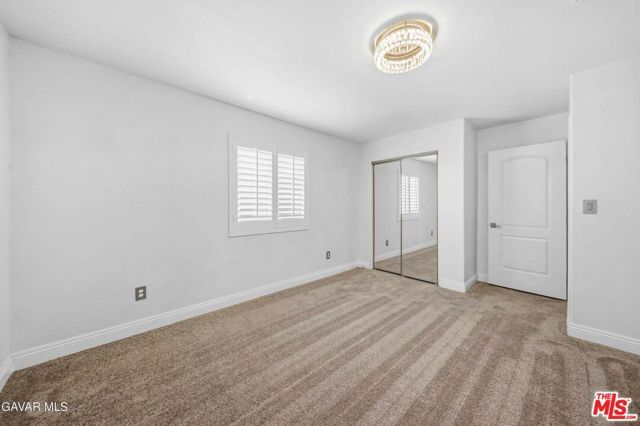 1319 E 75th Street, Los Angeles, CA 90001