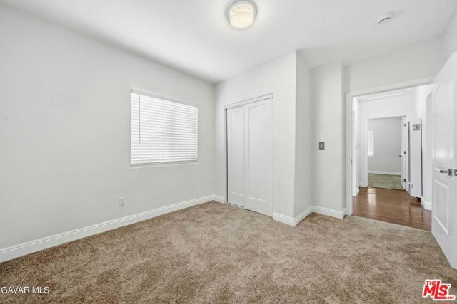1319 E 75th Street, Los Angeles, CA 90001