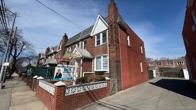 14729 Coolidge Avenue, Briarwood, NY 11435