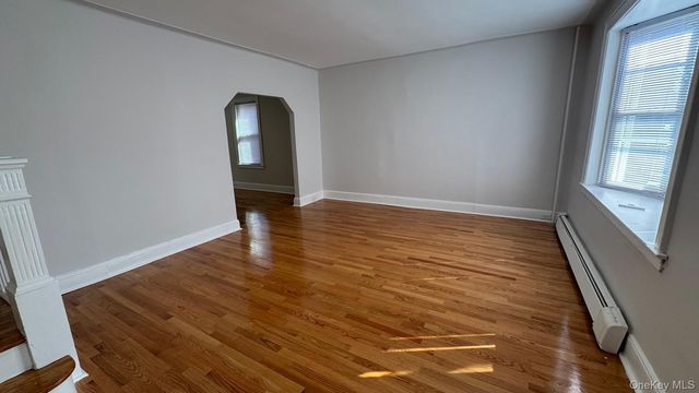 14729 Coolidge Avenue, Briarwood, NY 11435