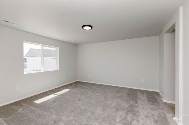 3787 E Jamestown Dr, Nampa, ID 83686