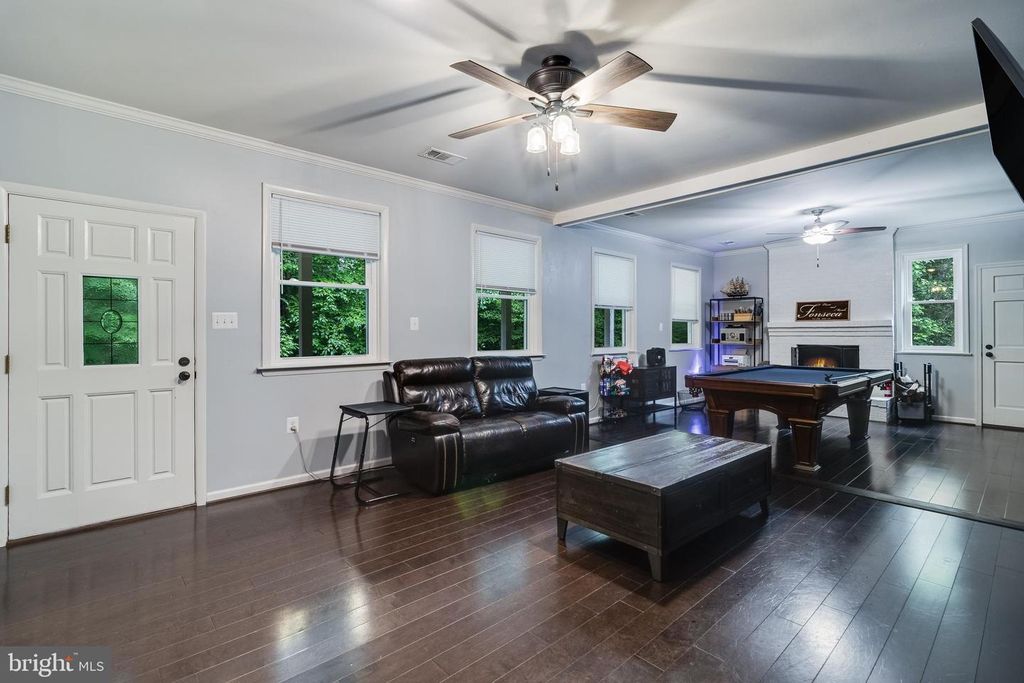10560 S FAULKNER RD, Faulkner, MD 20632