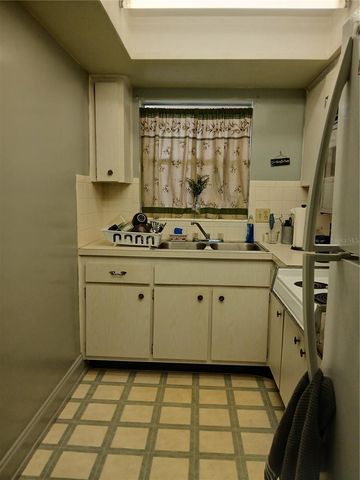 1000 49TH STREET N 311, St Petersburg, FL 33710