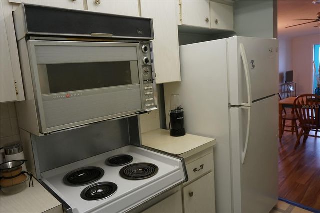 1000 49TH STREET N 311, St Petersburg, FL 33710