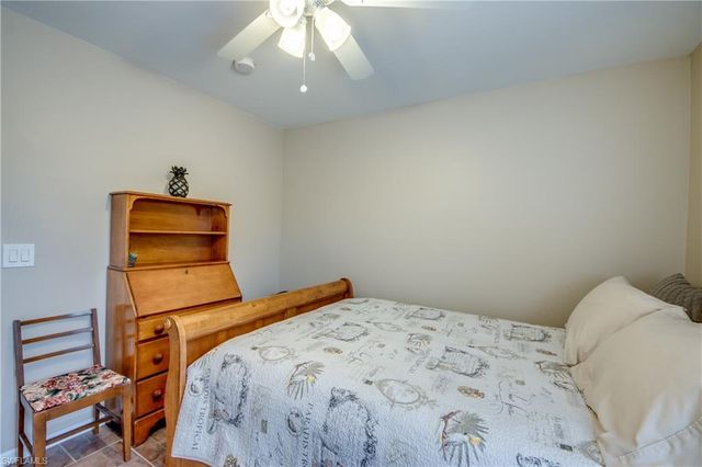 3038 SW 10th PL, Cape Coral, FL 33914