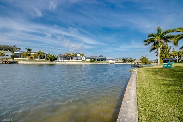 3038 SW 10th PL, Cape Coral, FL 33914