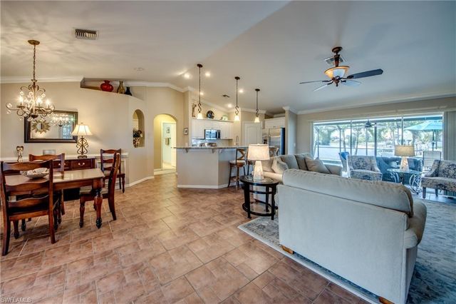 3038 SW 10th PL, Cape Coral, FL 33914