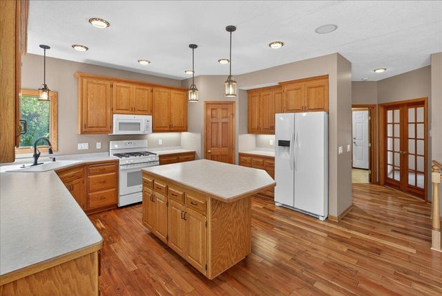17470 91st Place N, Maple Grove, MN 55311