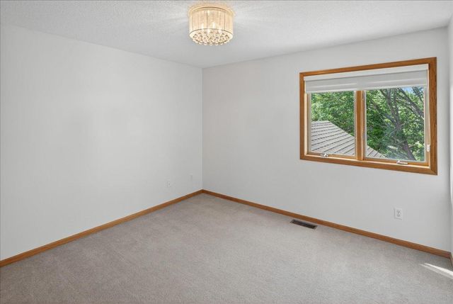 17470 91st Place N, Maple Grove, MN 55311
