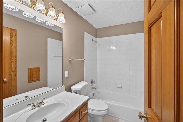17470 91st Place N, Maple Grove, MN 55311