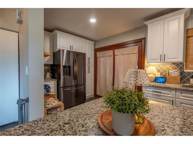 4617 W Ponds Cir, Littleton, CO 80123