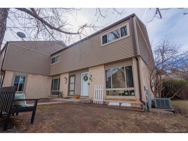 4617 W Ponds Cir, Littleton, CO 80123