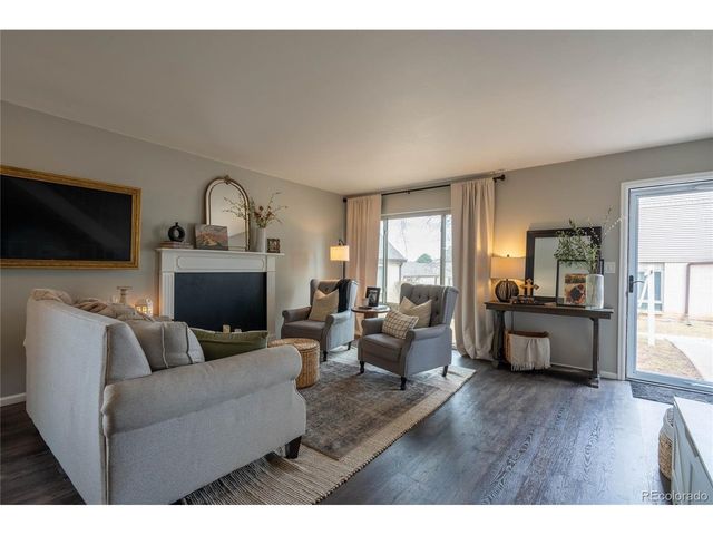 4617 W Ponds Cir, Littleton, CO 80123