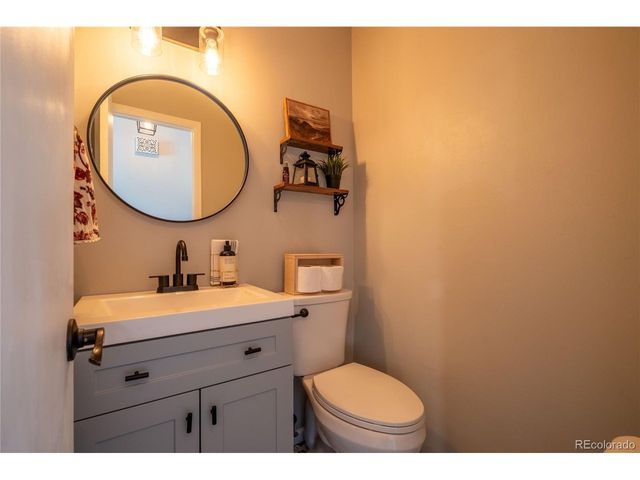 4617 W Ponds Cir, Littleton, CO 80123