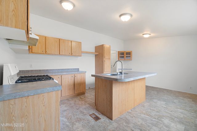 205 Rue De La Chartreuse, Sparks, NV 89434