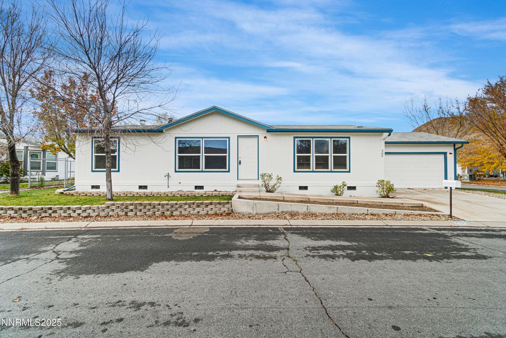 205 Rue De La Chartreuse, Sparks, NV 89434