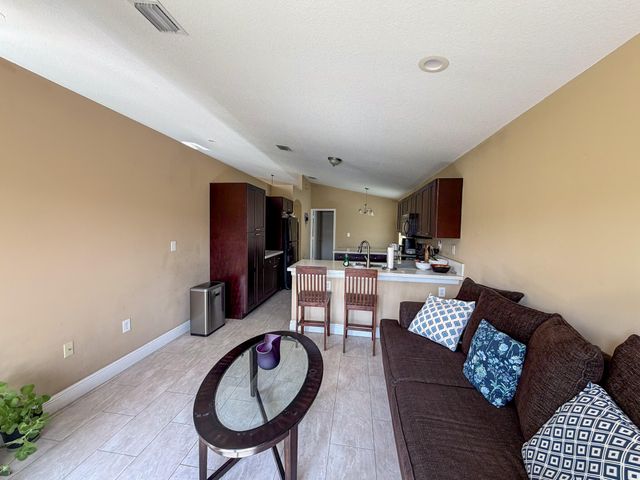 775 NW 165th Avenue, Pembroke Pines, FL 33028
