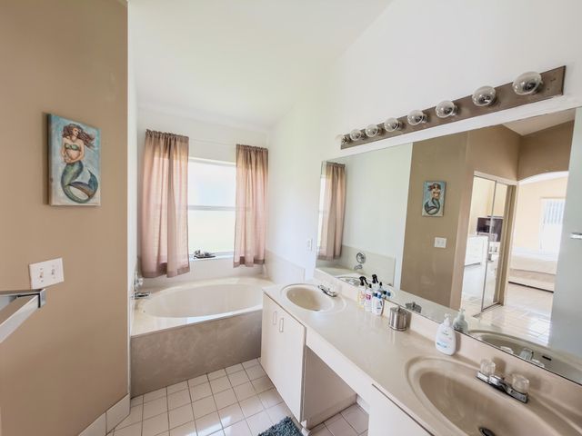775 NW 165th Avenue, Pembroke Pines, FL 33028